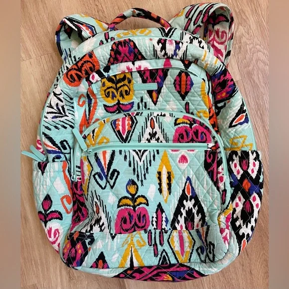 Vera Bradley | Bags | Vera Bradley Large Essential Backpack  display picture 3